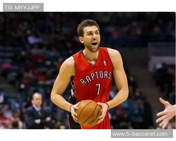 空间型中锋沃尔夫表现出色27号秀8投5中三分球4投3中贡献13分4篮板4助攻 空间型中锋沃尔夫表现出色27号秀8投5中三分球4投3中贡献13分4篮板4助攻