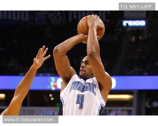 阿夫迪亚利用身材优势对位魔术火箭展现实力与挑战