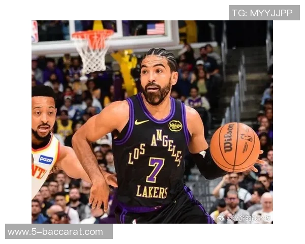 雷迪克谈文森特状态起伏强调全员健康对他上场时间的影响