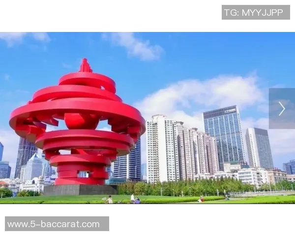 吴柳芳凭借创纪录的236万票荣获直播吧体育女神大赛冠军荣耀加身