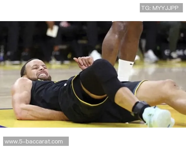 科尔透露库里每日坚持一小时拉伸与力量训练保持最佳状态