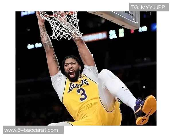 弗拉格谈浓眉交易心声祝福他与队友未来顺利感慨自己仍在队中奋斗 弗拉格谈浓眉交易心声祝福他与队友未来顺利感慨自己仍在队中奋斗